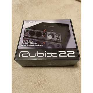 Soundcard thu âm Roland Rubix 22