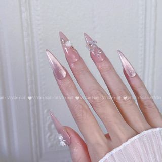 Nail box thiet ke hồng thạch móng nhọn