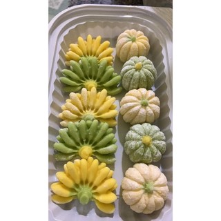 khuôn trái bí 6cm , lá bí