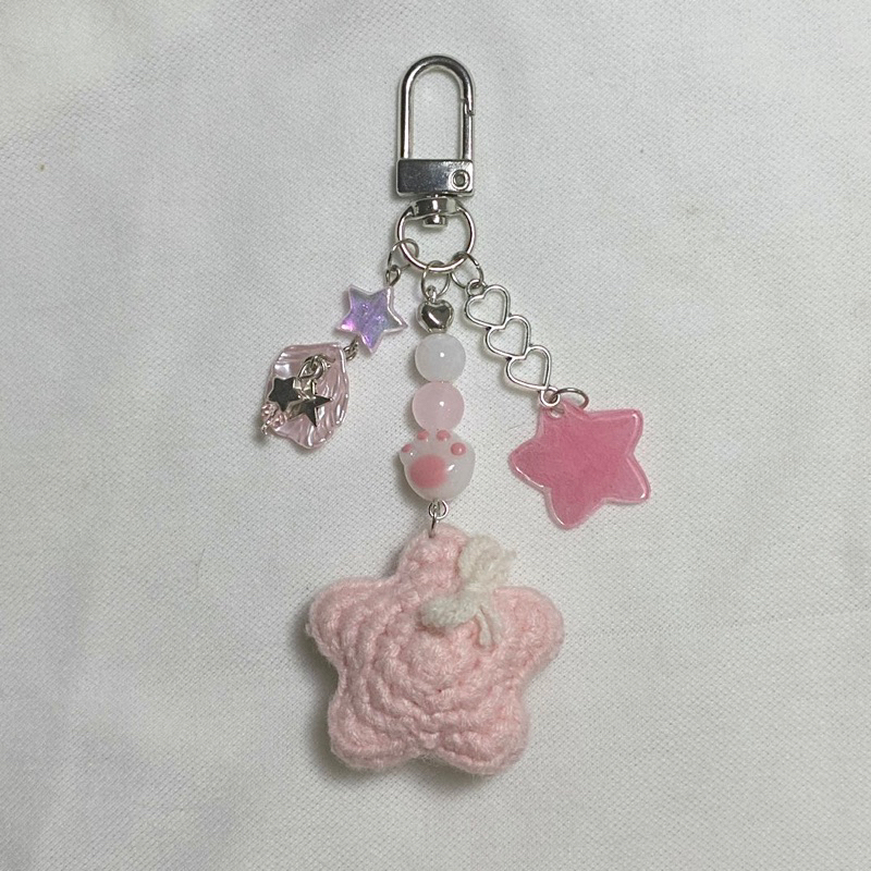 Móc khoá ngôi sao len handmade 100%, ⋆.˚✮🎧✮˚.⋆