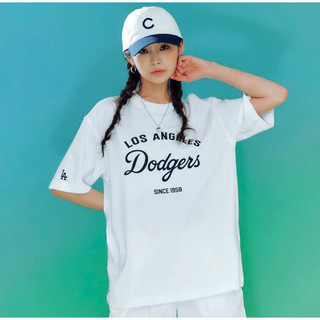 Phông MLB chữ đen