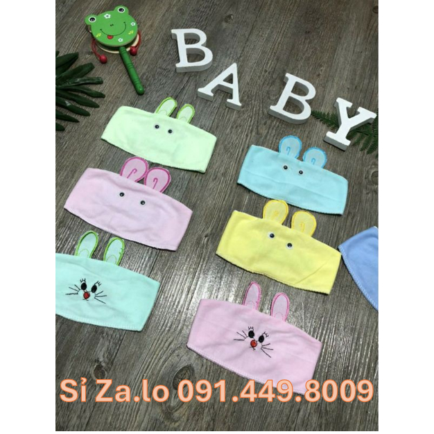 Sỉ Che thóp thỏ cho bé sơ sinh