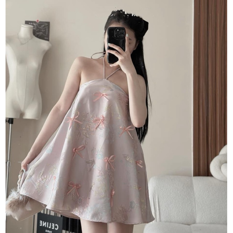 ĐẦM GẤM CỔ YẾM ĐÍNH NƠ