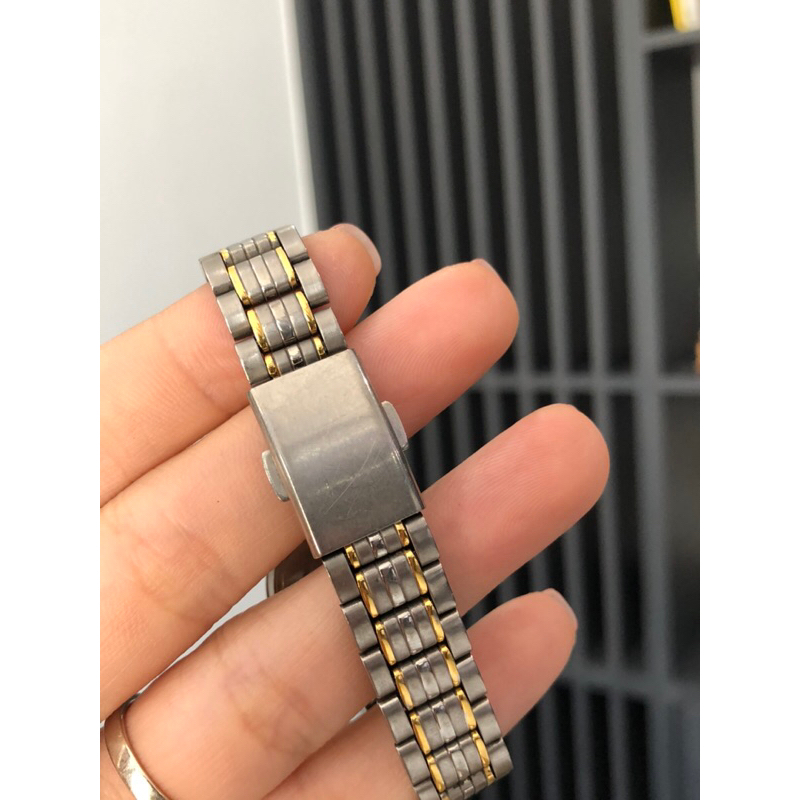 ĐỒNG HỒ NỮ SEIKO TITANIUM SIÊU NHẸ