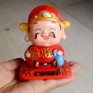 Tượng Thần Tài gật đầu vẫy tay năng lượng mặt trời cao 10cm