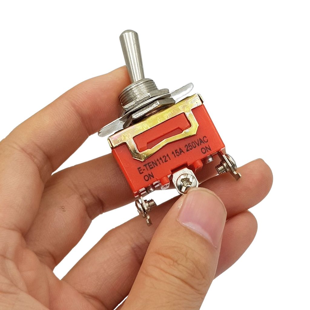 Công tắc gạt 3 chân 15A