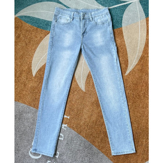 quần bò jean nam dài xanh xám đen trơn kiểu basic nhiều màu,chất jean co giãn tốt chuẩn form
