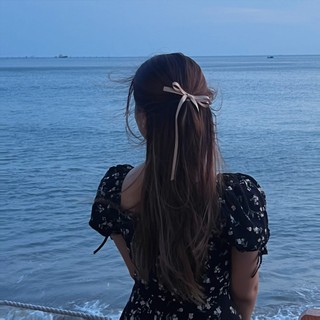 [Handmade] Kẹp nơ lụa dây dài đính ngọc trai tiểu thư