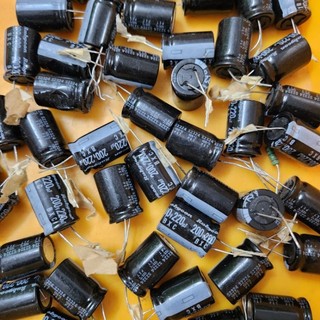 Tụ Hóa 220UF 200V