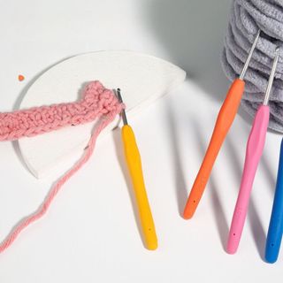 Que móc cán su nhiều cỡ