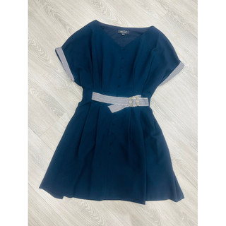 Đầm Elise ( màu xanh đen) phối đai M