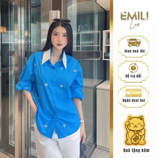 Áo sơ mi xanh đính đá phối cách Emili áo sơ mi cổ bẻ phong cách 