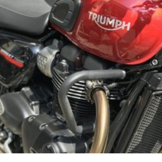 Chống đổ khung Mac dùng cho xe mo tô Triumph. Triumph classic, street twin, T100, T120, Bober.