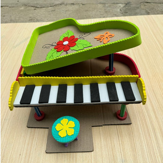 Đồ trang trí mầm non - Đàn piano chất steam bìa đồ dùng mầm non cho bé học tập