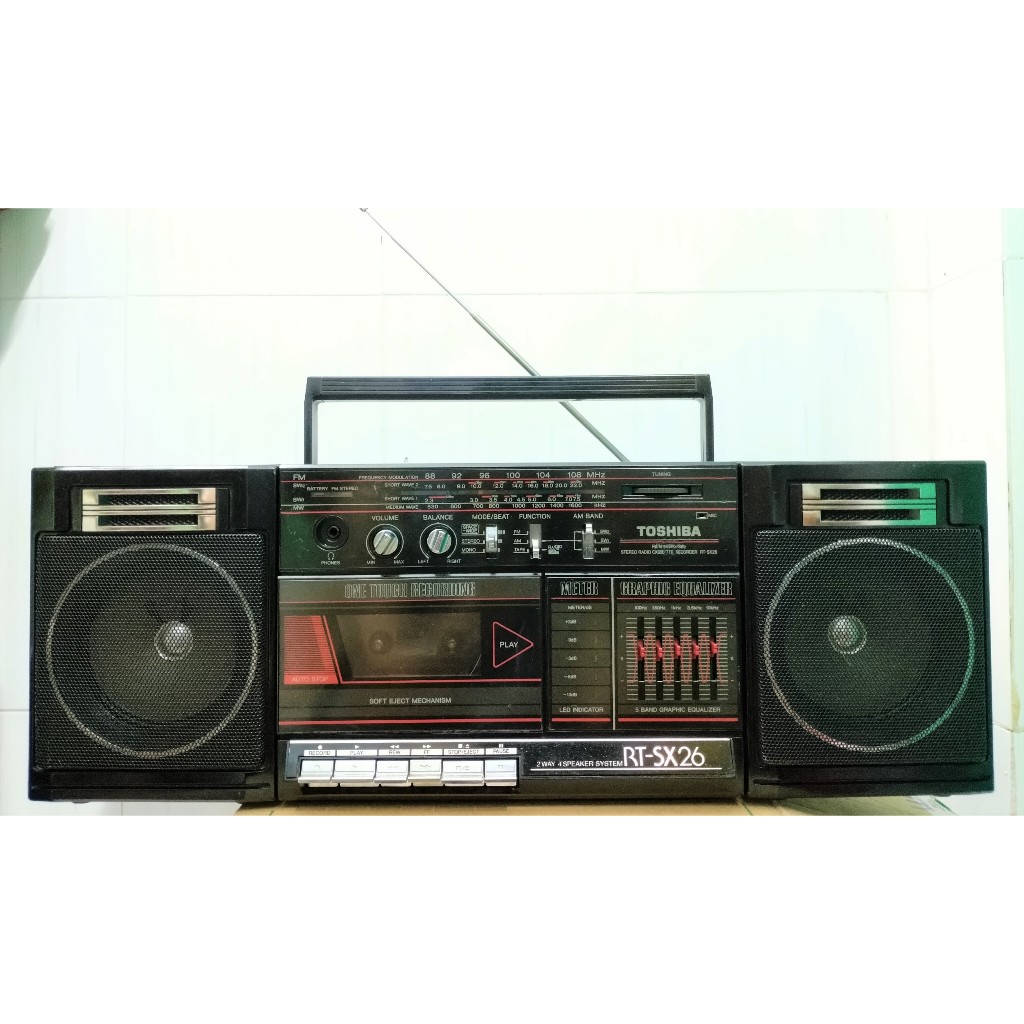 Radio cassette Toshiba RT-SX26 đồ cũ nghe hay ok 100%