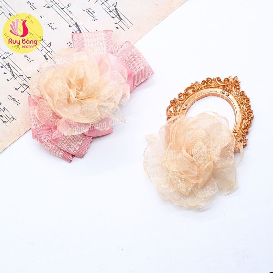 Hoa hồng voan nhũ dùng làm hoa cài áo, hoa trang trí...