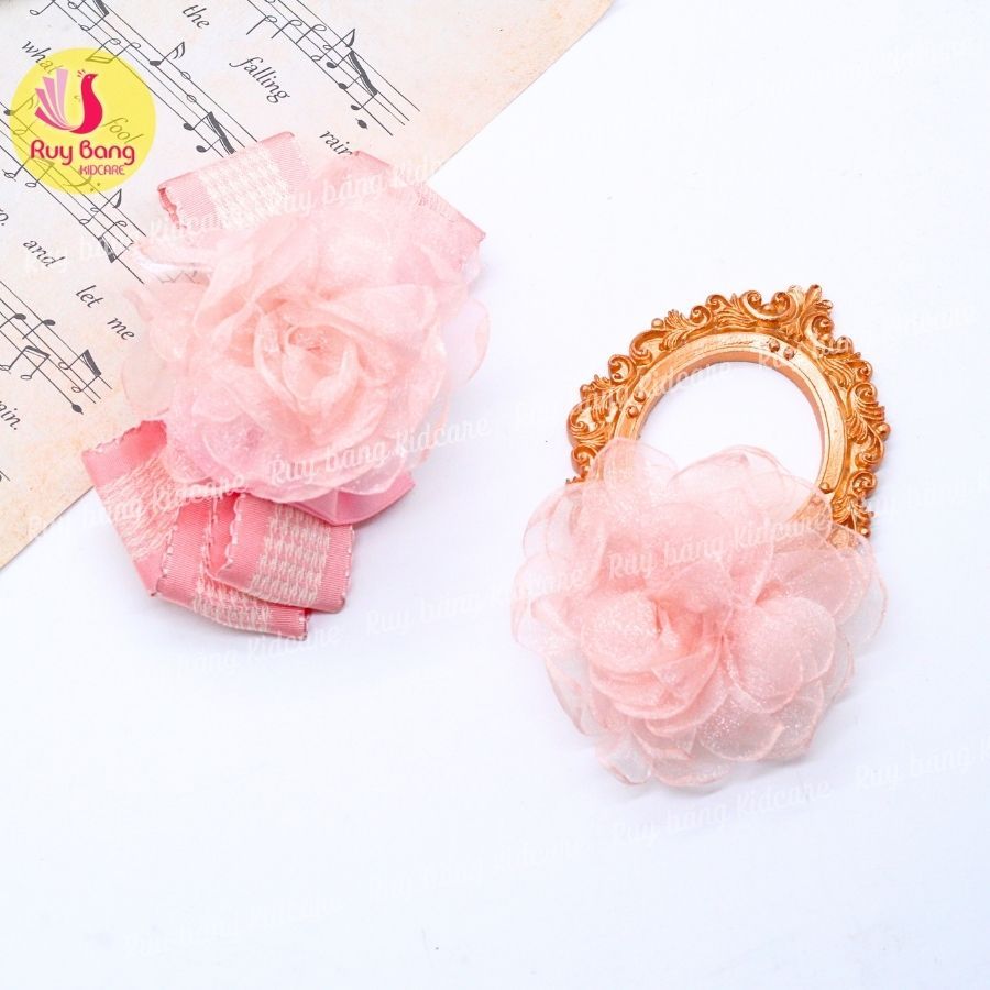 Hoa hồng voan nhũ dùng làm hoa cài áo, hoa trang trí...