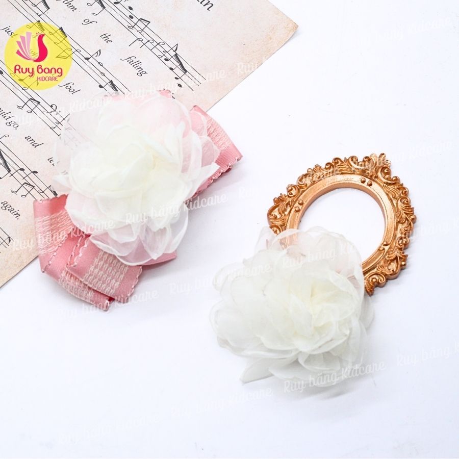 Hoa hồng voan nhũ dùng làm hoa cài áo, hoa trang trí...