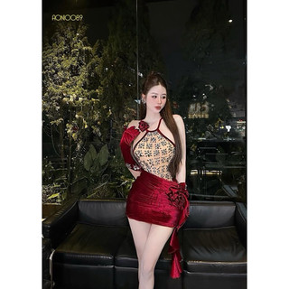 Đầm body cổ yếm kết cườm TRIPBLE T DRESS sang trọng - size M/L - MS181Y