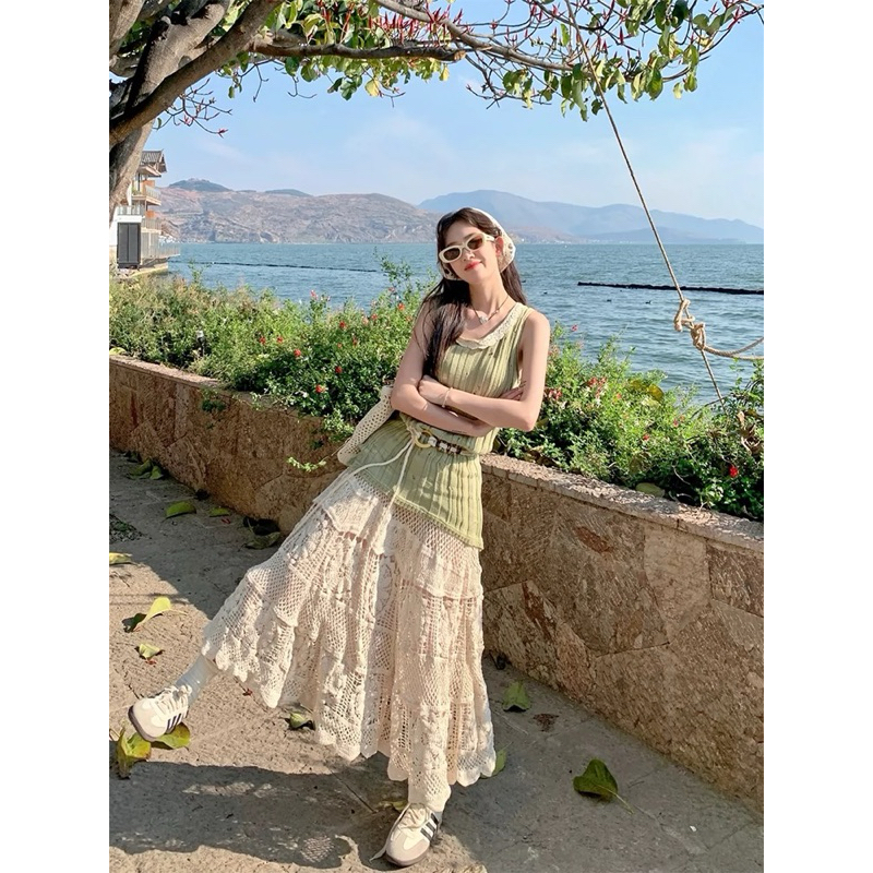 Set áo len dệt kim ba lỗ dáng dài + Chân váy len đan móc vintage