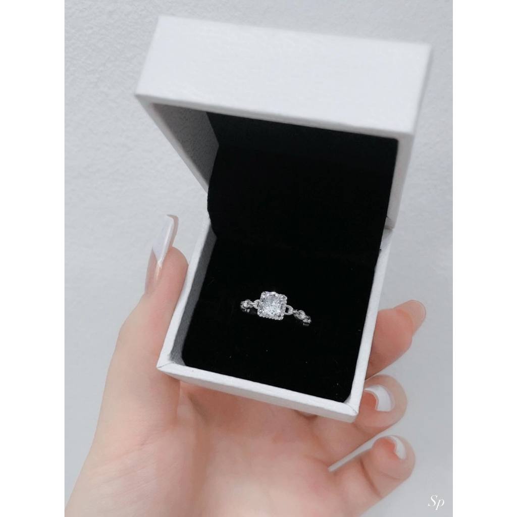 nhẫn mắt xích vàng