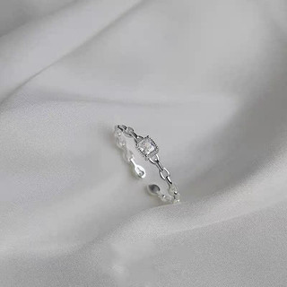 nhẫn mắt xích vàng