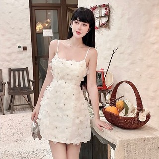 ĐẦM BODY ĐÍNH HOA CAO CẤP