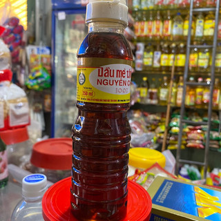 Dầu Mè Con Két Loại 2 250ml