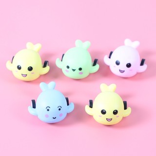 Xe đồ chơi cá heo chạy cót mini dễ thương