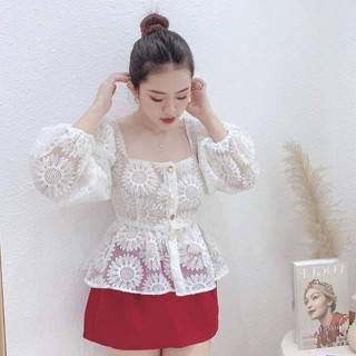 Áo ren hoa tiểu thư cổ vuông bánh bèo