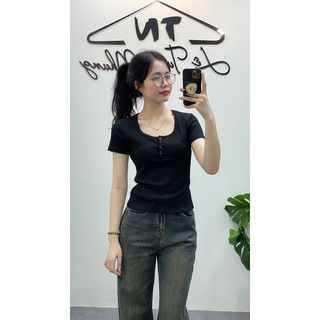 Áo phông cổ vuông cúc WG.WE