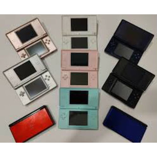 MÁY CHƠI GAMES NINTENDO DS LITE Kèm thẻ nhớ full games vs r4+sạc