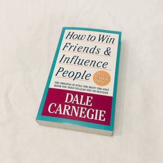 Sách - How To Win Friends And Influence People by Dale Carnegie