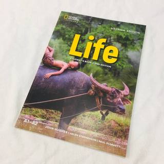 Sách life a1-a2 : student book with web app code + online workbook