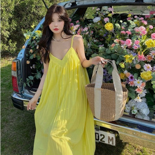 Váy maxi hai dây xếp ly xanh vàng