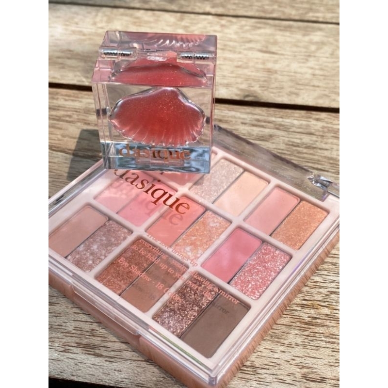 (Dasique)  Bảng phấn mắt Dasique 18 ô - #23 Summer Coral