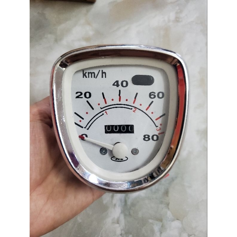 Đồng hồ xe Cúp 78 ( có kim chạy được ).