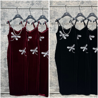 Váy nhung hai dây dáng xuông chuồn chuồn khâu đá