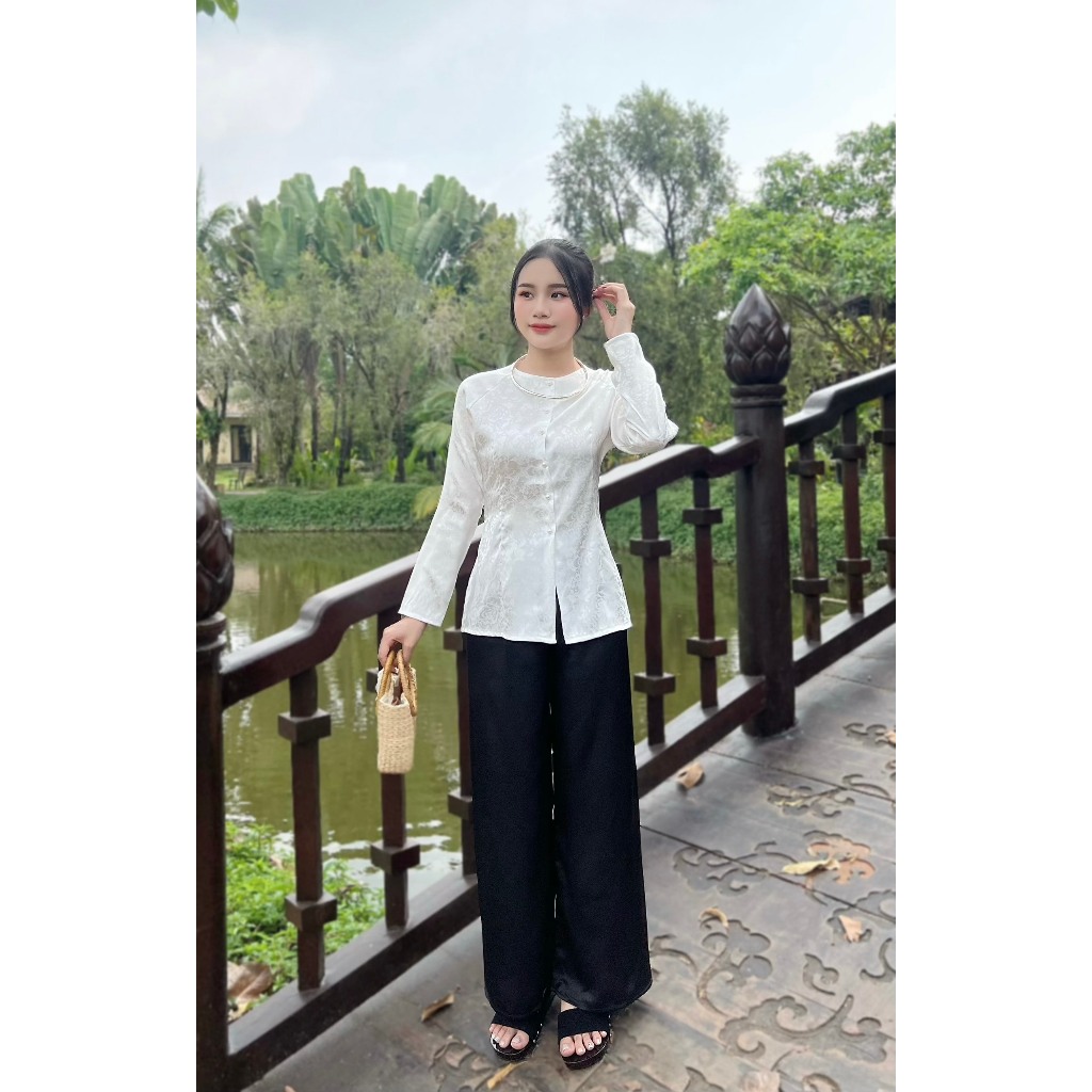 Nguyên bộ bà ba gấm tay dài quần đen-G4