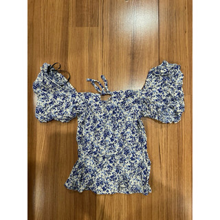 ÁO HM auth new mất tag sz XS