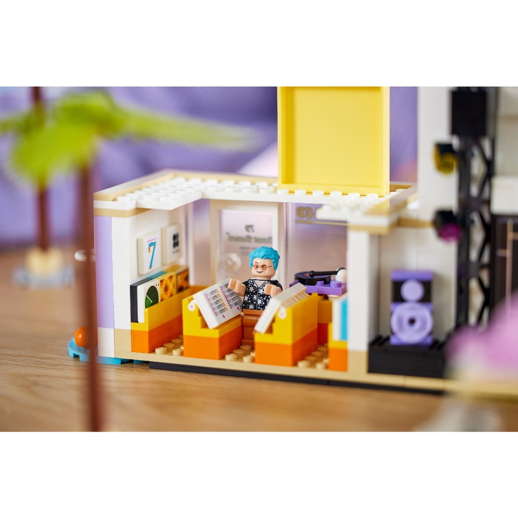 LEGO IDEAS - 21339 - BAN NHẠC BTS - DYNAMITE