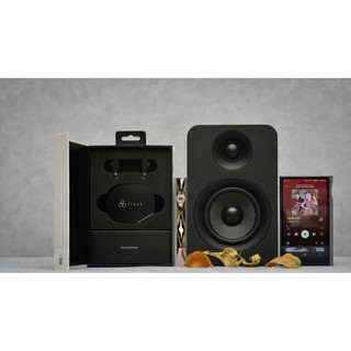 Tai nghe true wireless Final Audio ZE8000 MK II thương hiệu Audio Nhật Bản.
