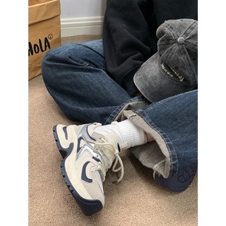 Giày sneaker thể thao chạy bộ nữ đế cực êm ôm chân chất liệu thoáng khí phong cách Hàn Quốc