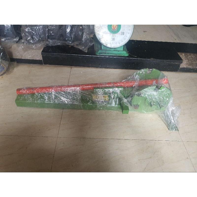 Bàn Bẻ Sắt Phi 12-18 (Xanh)