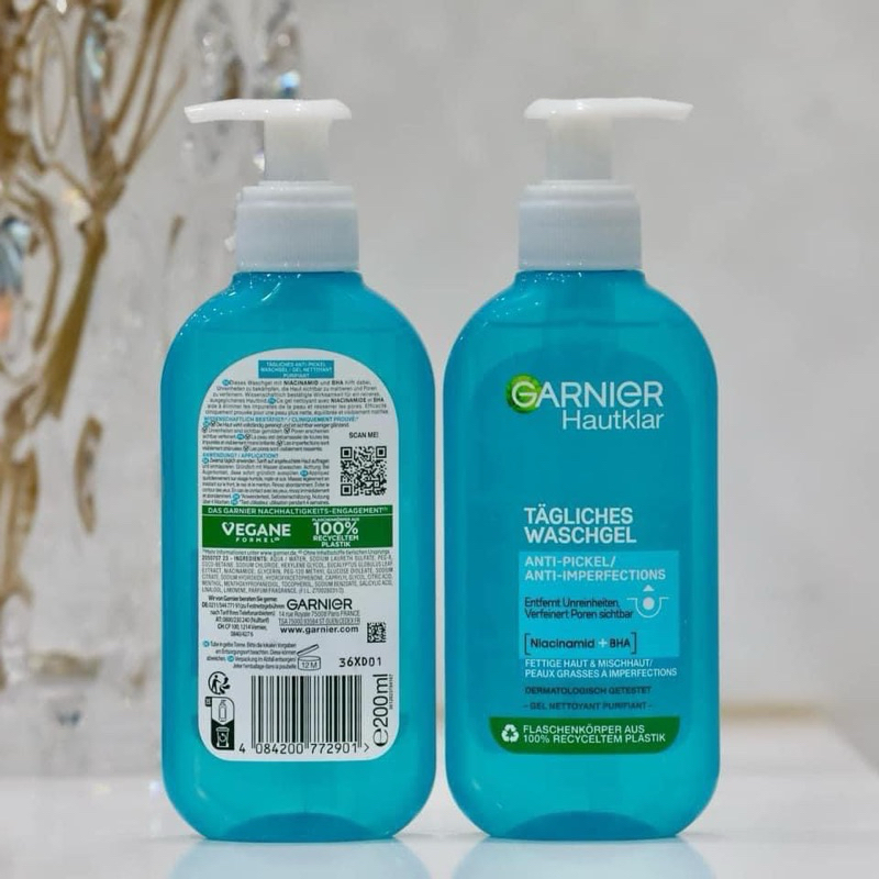 Hàng Đức Sữa rửa mặt Garnier cho da nhờn và mụn