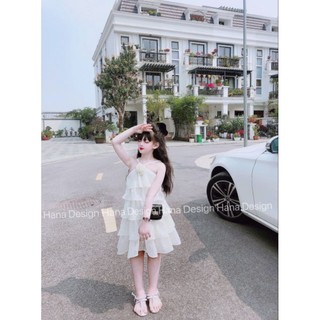 .Váy tầng cổ yếm cho bé
