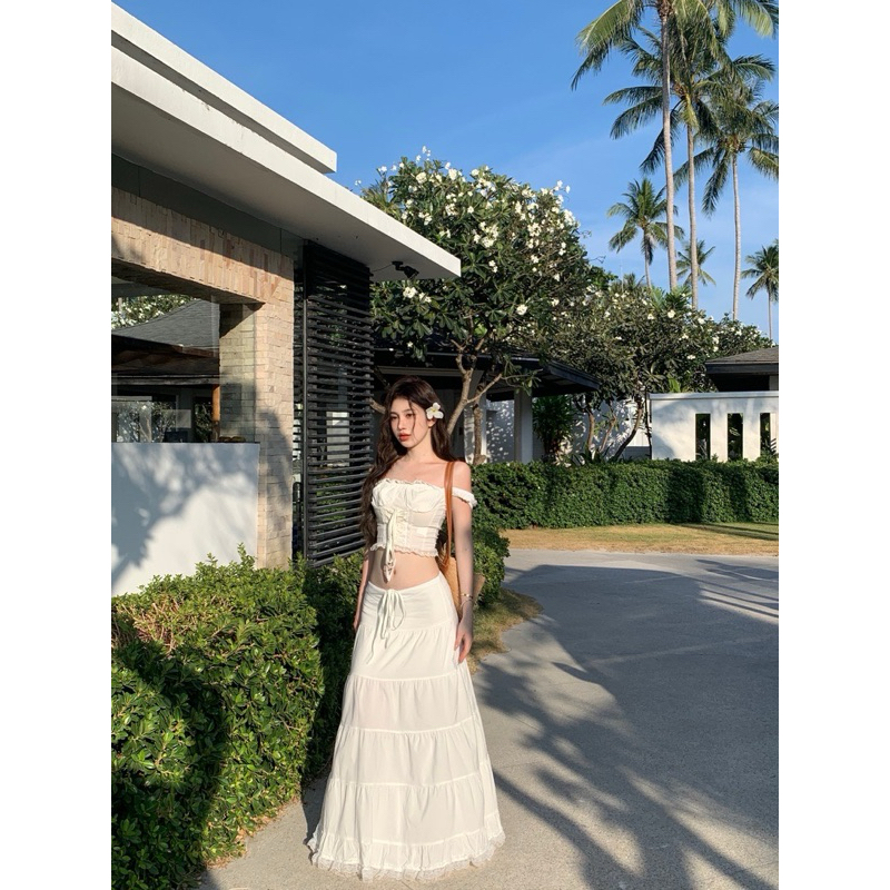 Set đồ đi biển màu trắng TABISHOP Set áo croptop trễ vai phối chân váy dài sang chảnh hottrend mặc hè(11) | BigBuy360 - bigbuy360.vn