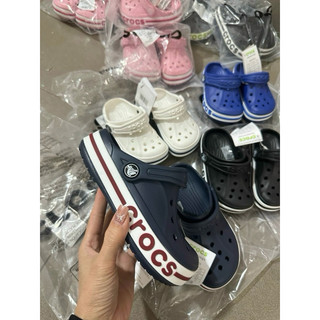 Sục Bé Trai Bé Gái CROC