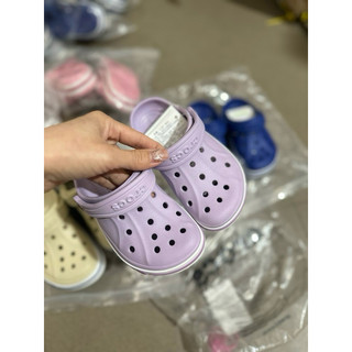Sục Bé Trai Bé Gái CROC