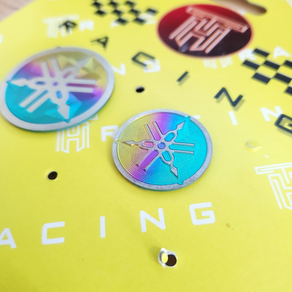 Logo Titan YAMAHA lớn và nhỏ